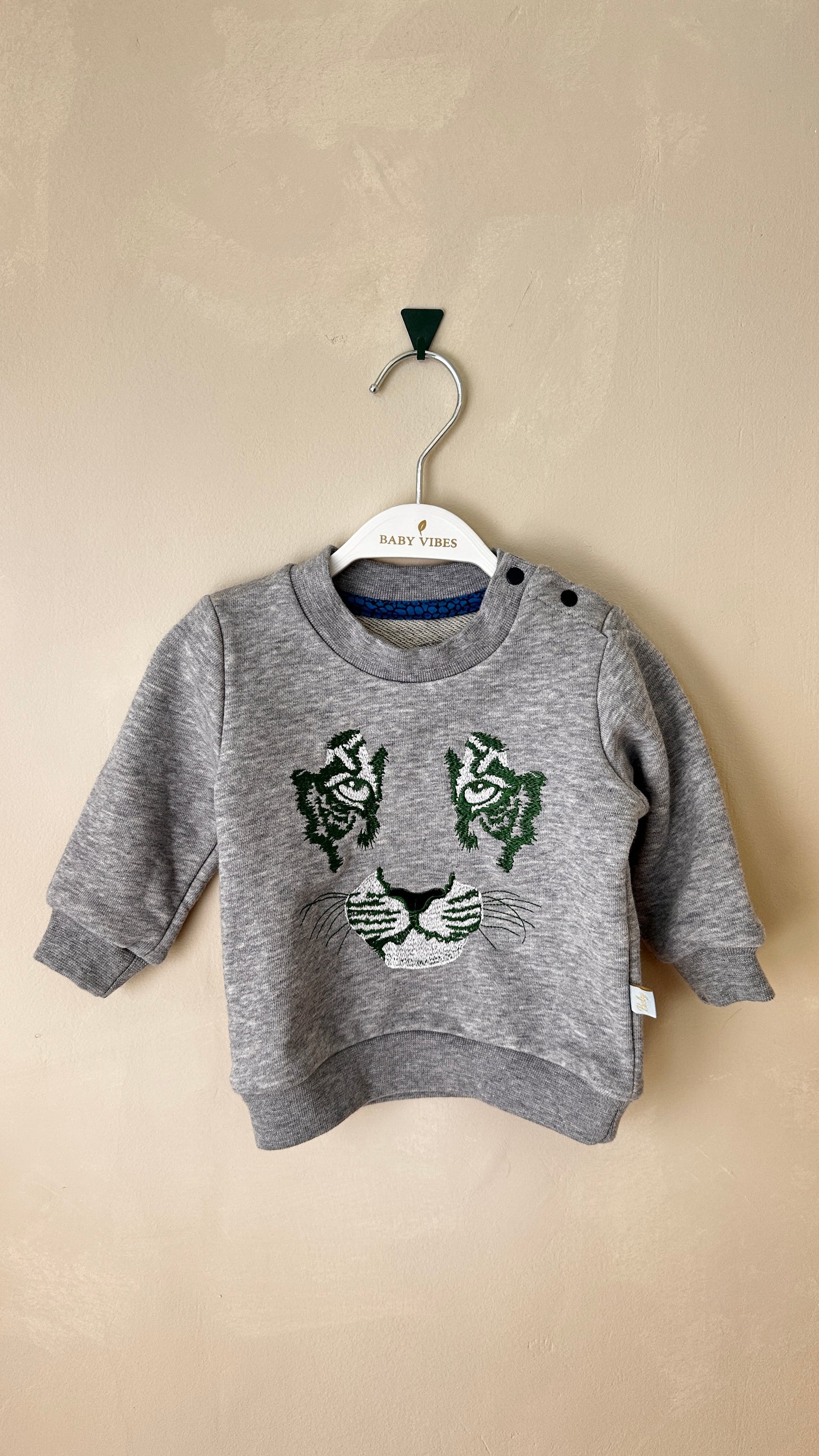 Sweat Shirt  'LEO'